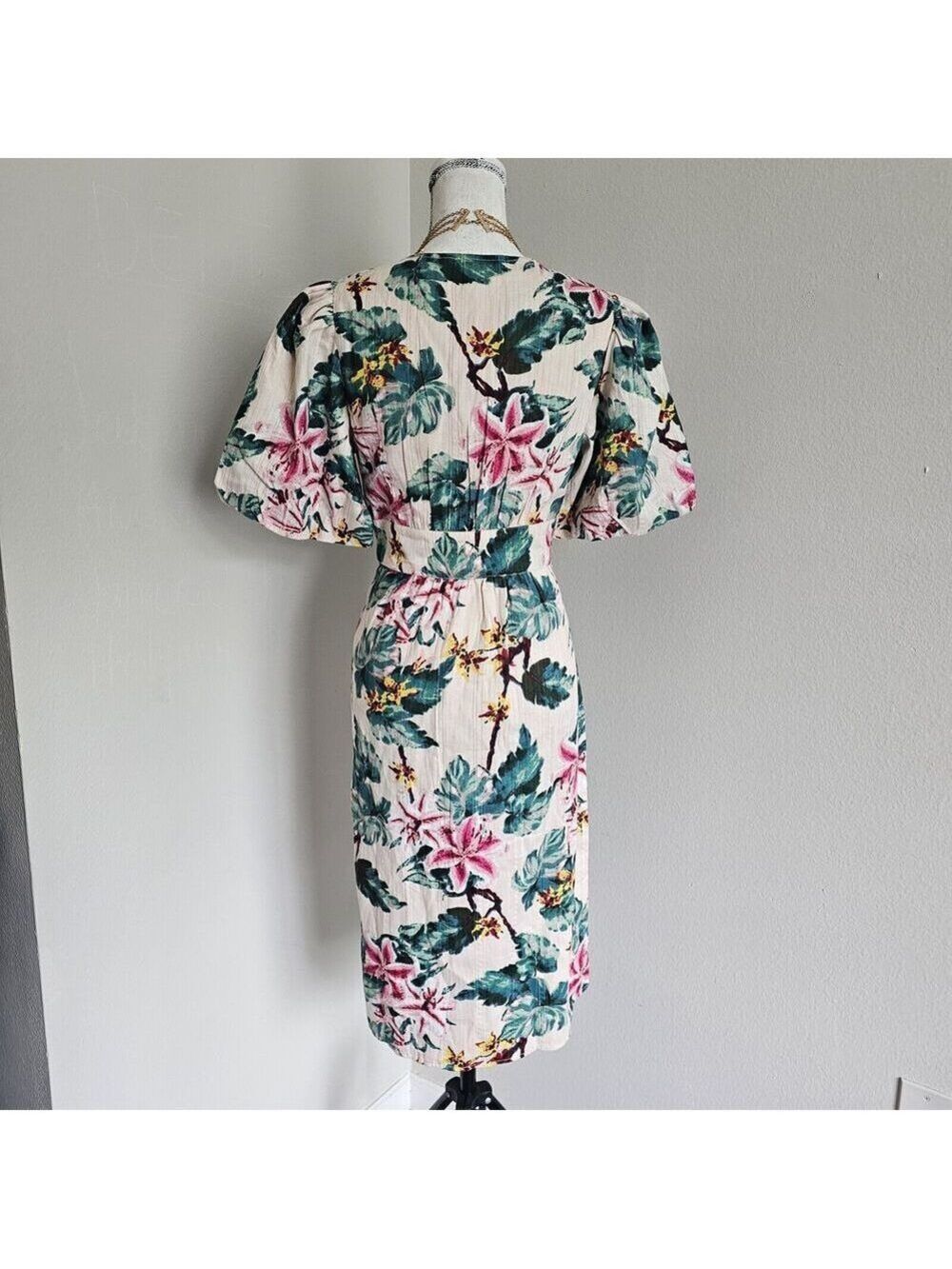 Walter Baker Fabienne Blush Azalea Floral Midi Dress Size M - Picture 2 of 12